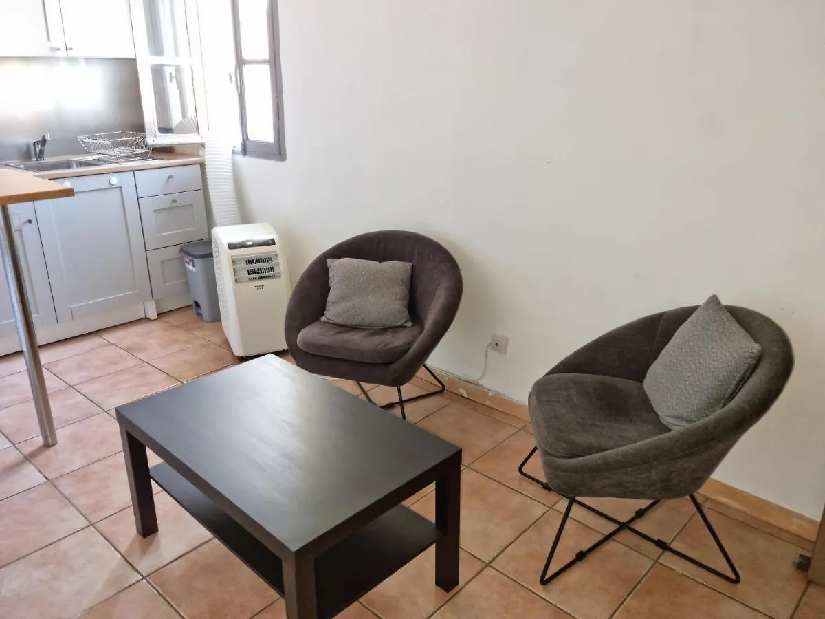 Apartment Chambre Independante 2 Pers, Centre Ancien Arles